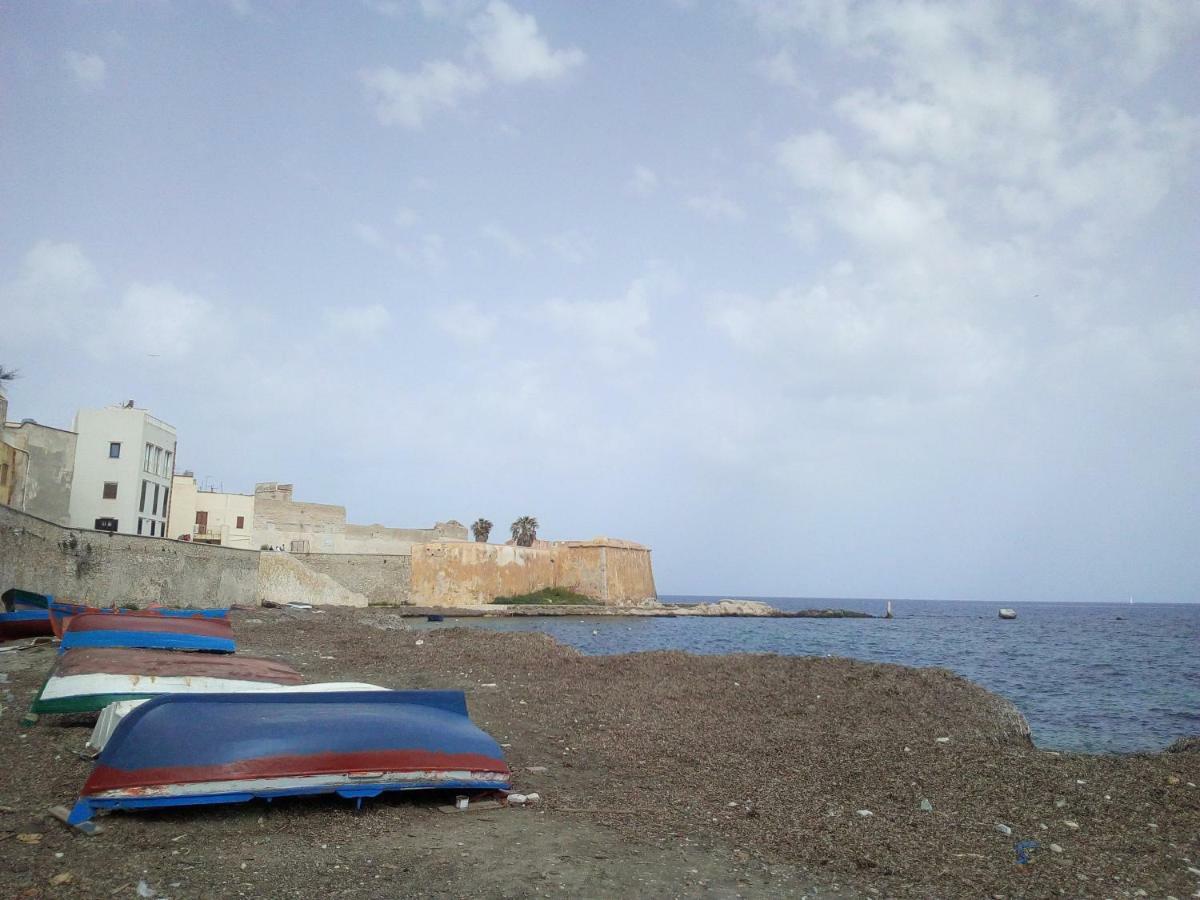 Appartamento Tra Mare E Storia Τράπανι Εξωτερικό φωτογραφία